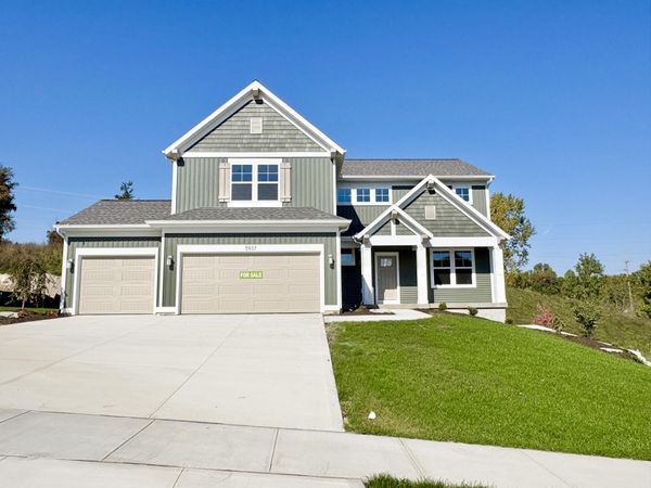 5937 Valley Point Drive SE, Caledonia, MI 49316