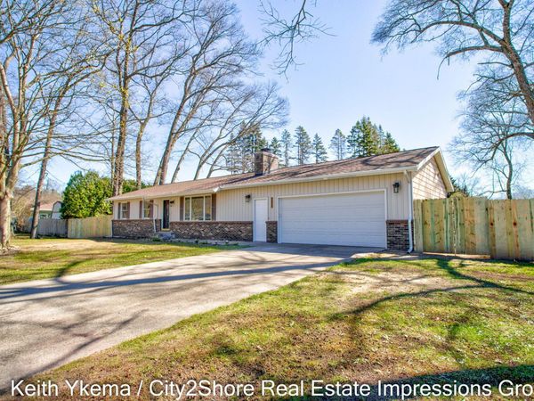 1830 N Roberts Road, Muskegon, MI 49445