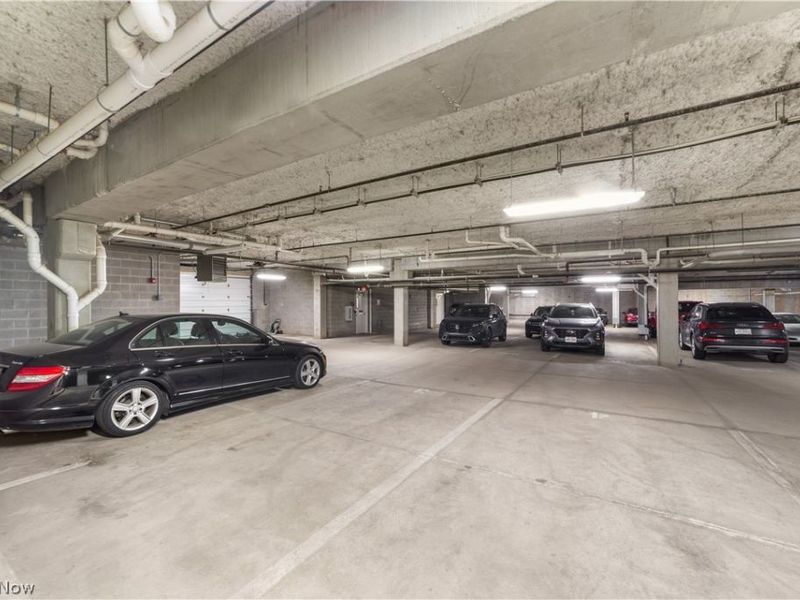 2044 Random Road, Unit 102, Cleveland, OH 44106 Photo 34