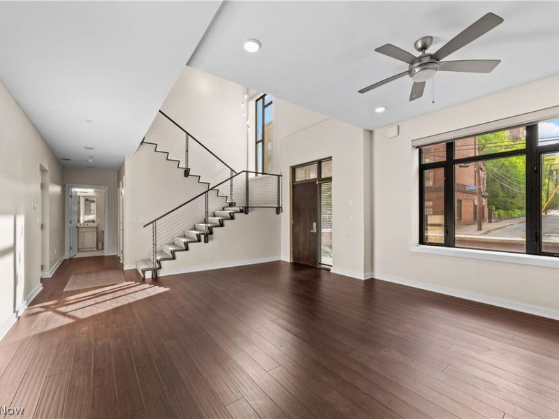 2044 Random Road, Unit 102, Cleveland, OH 44106 Photo 4
