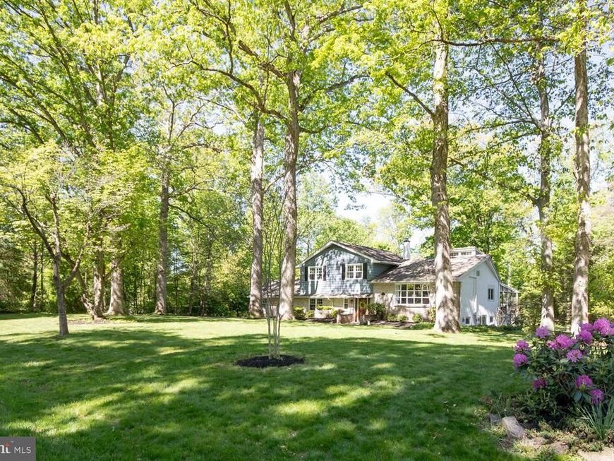 90 Buttonwood Lane, Doylestown, PA 18901 Main Photo
