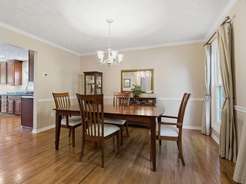 8009 Glenmore Drive, Powell, OH 43065 Photo 10