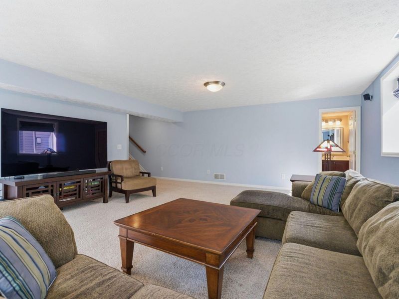 8009 Glenmore Drive, Powell, OH 43065 Photo 66