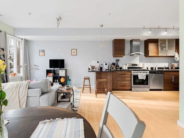 1431-1433 Tremont St, Unit 301, Boston, MA 02120