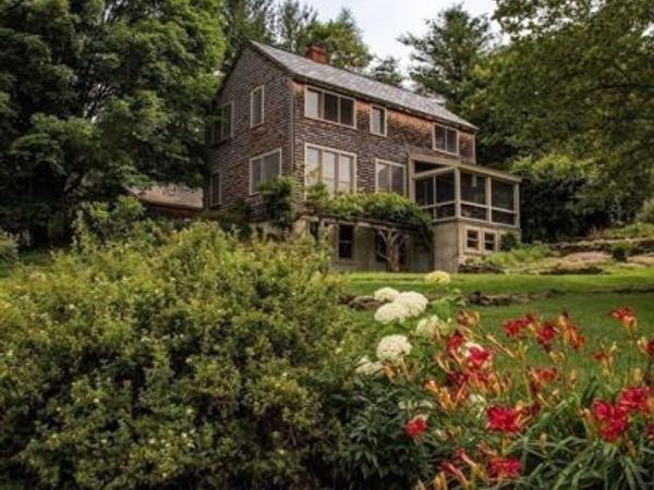 45 Sessions Road, Hardwick, MA 01031