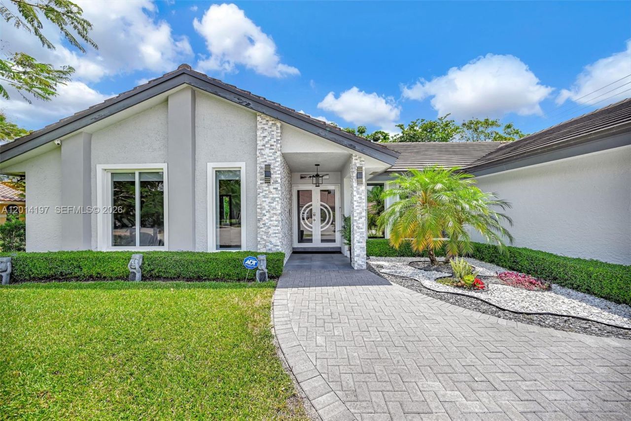 630 Deer Creek Briarwood Ln, Deerfield Beach, FL 33442 Photo