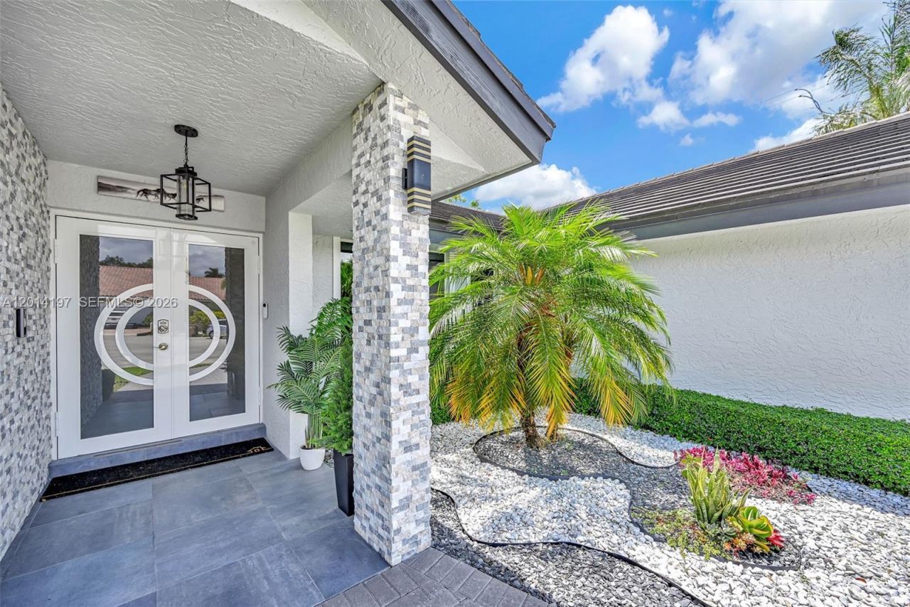 630 Deer Creek Briarwood Ln, Deerfield Beach, FL 33442 Photo