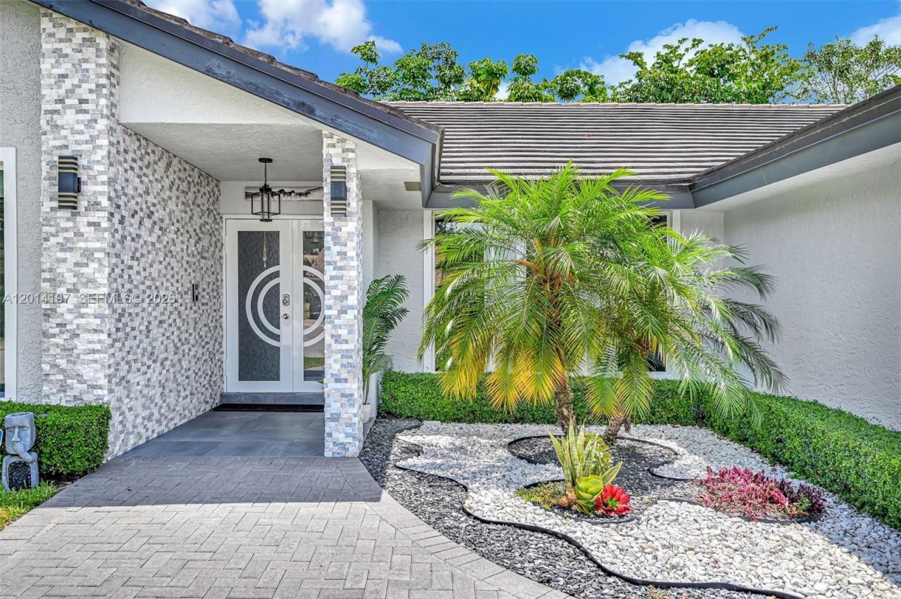630 Deer Creek Briarwood Ln, Deerfield Beach, FL 33442 Photo