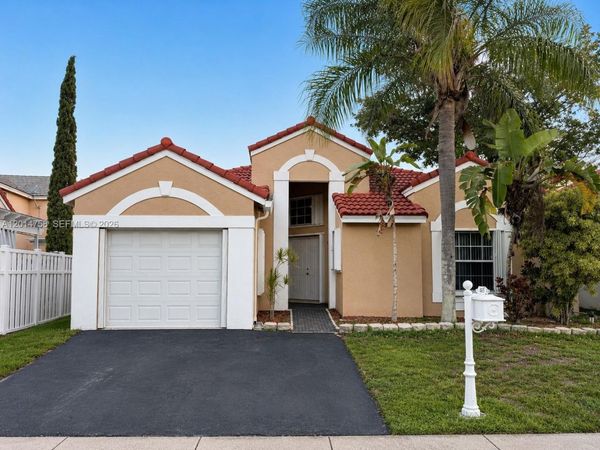 465 Somerset Way, Unit 465, Weston, FL 33326
