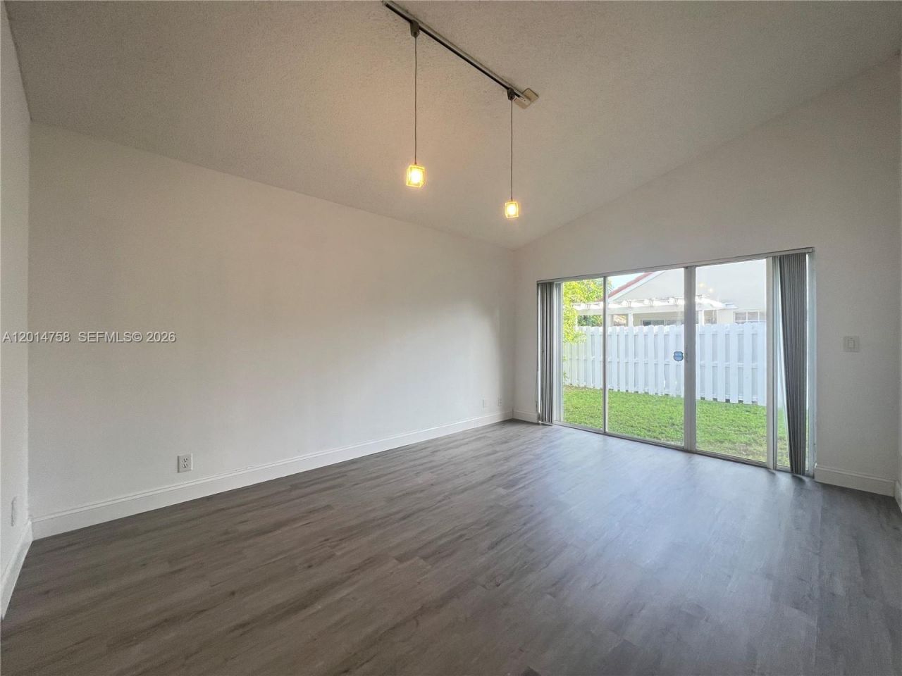465 Somerset Way, Unit 465, Weston, FL 33326 Photo