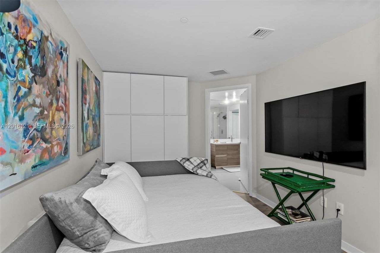 1100 S Miami Ave , Unit 2611, Miami, FL 33130 Photo