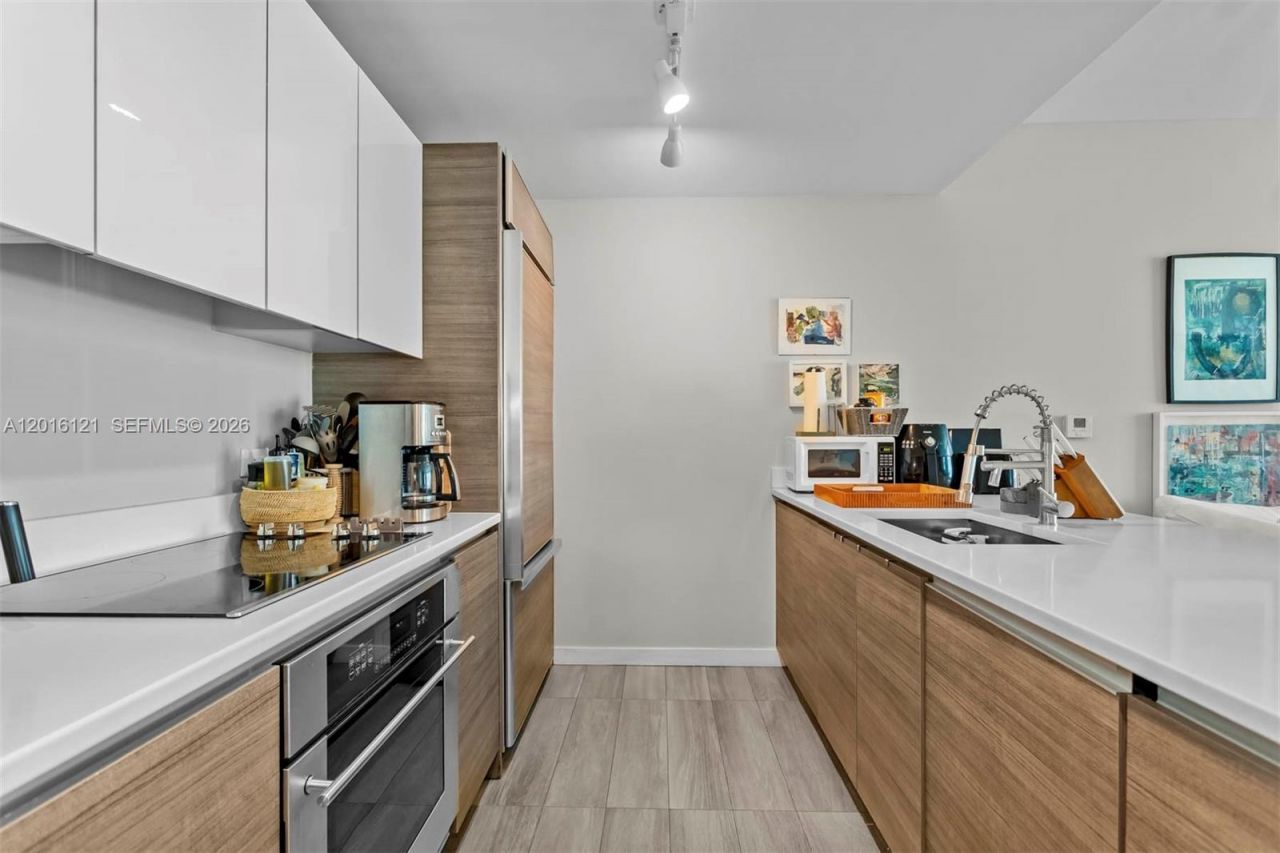 1100 S Miami Ave , Unit 2611, Miami, FL 33130 Photo