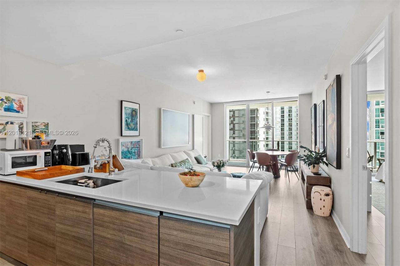 1100 S Miami Ave , Unit 2611, Miami, FL 33130 Photo