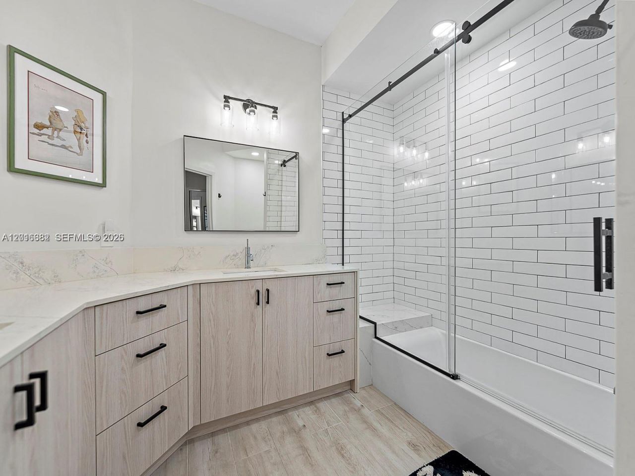 15533 N Miami Lakeway N , Unit 101-19, Miami Lakes, FL 33014 Photo
