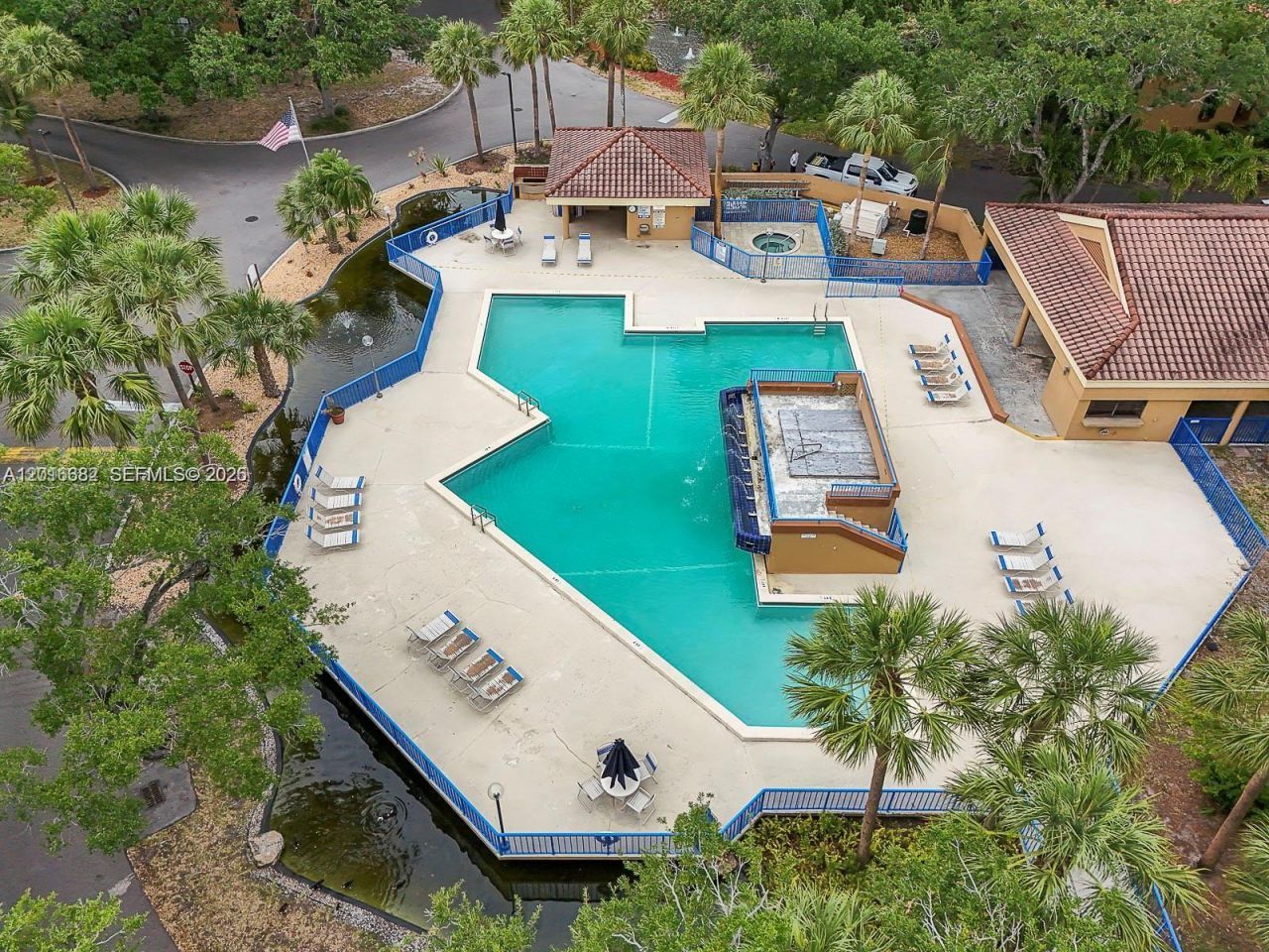 15533 N Miami Lakeway N , Unit 101-19, Miami Lakes, FL 33014 Photo