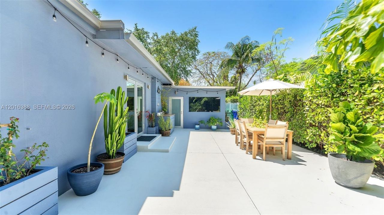 651 NE 52nd Ter, Miami, FL 33137 Photo
