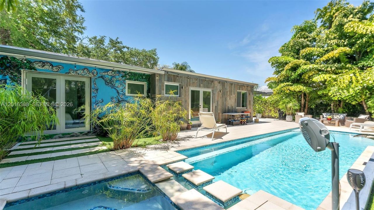 651 NE 52nd Ter, Miami, FL 33137 Photo