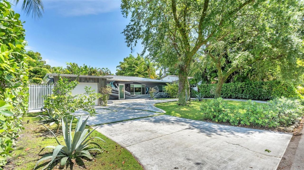 651 NE 52nd Ter, Miami, FL 33137 Photo