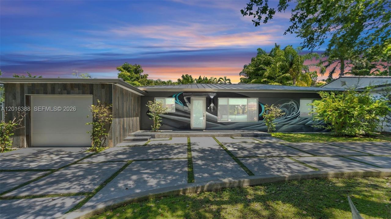 651 NE 52nd Ter, Miami, FL 33137 Photo