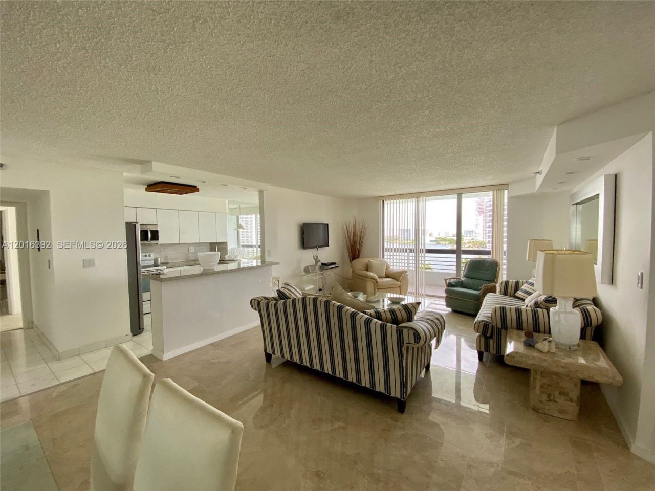 19101 NE 36th Ct , Unit 1102, Aventura, FL 33180 Photo