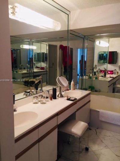 19101 NE 36th Ct , Unit 1102, Aventura, FL 33180 Photo