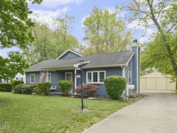 6027 Greenacre Road, Toledo, OH 43615