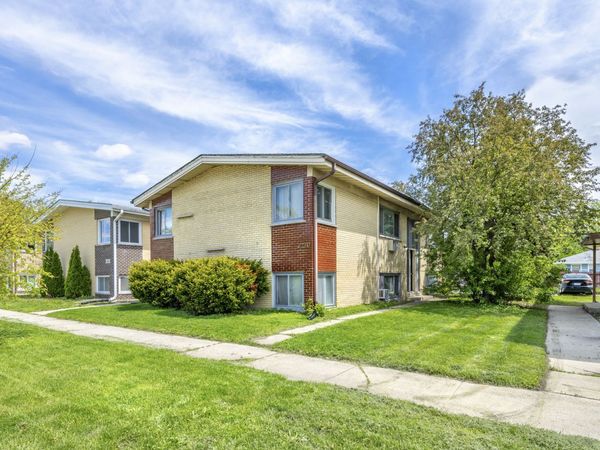 18425 Torrence Avenue , Lansing, IL 60438