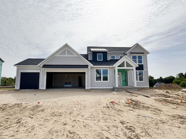 7106 Kettle Dale Avenue SE, Alto, MI 49302