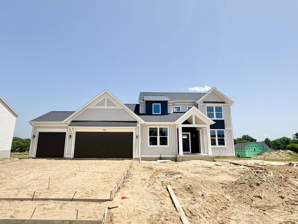 7106 Kettle Dale Avenue SE, Alto, MI 49302