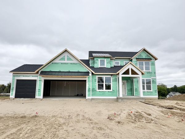 7106 Kettle Dale Avenue SE, Alto, MI 49302