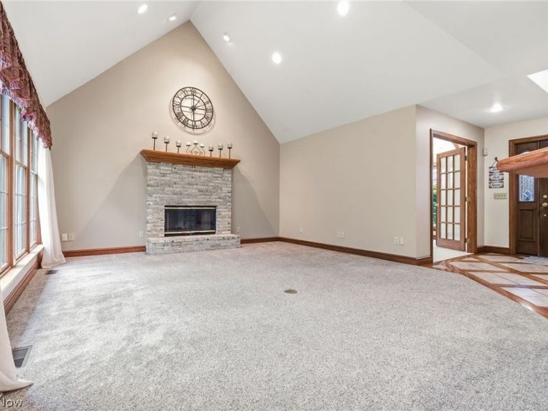 1012 Cloverdale Circle NE, Massillon, OH 44646 Photo 9