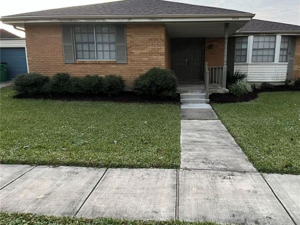 2012 AIRLINE PARK Boulevard, Metairie, LA 70003