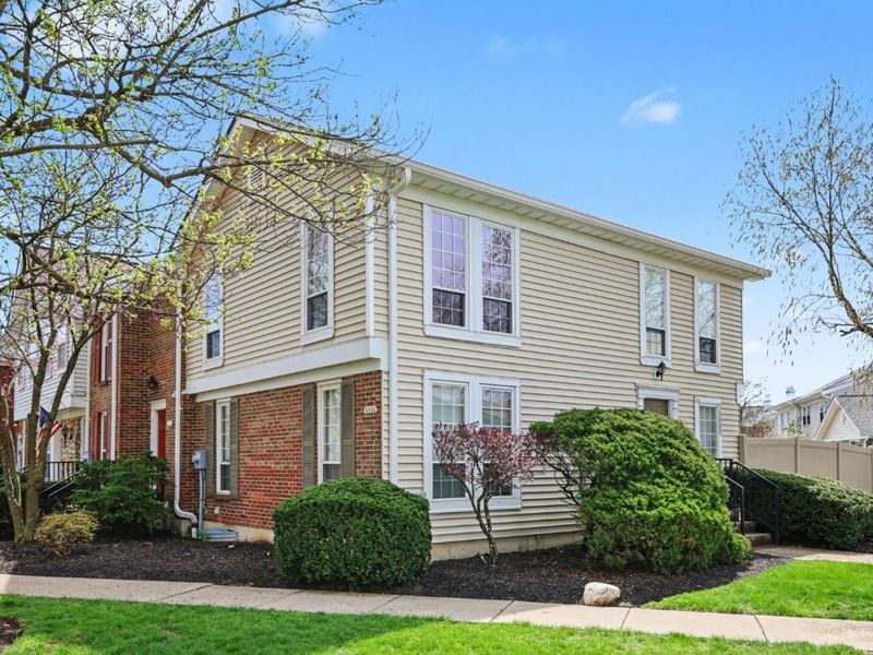 8081 Hetz Drive, Sycamore Township, OH 45242 Photo 1