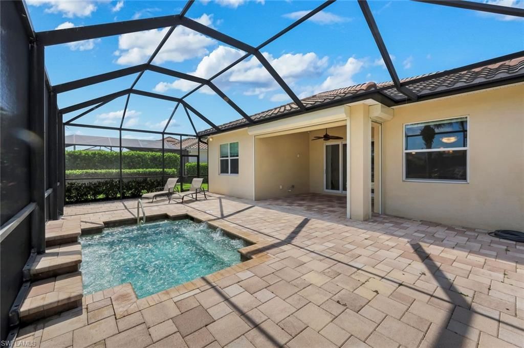 9179 Flint Ct, Naples, FL 34120 Photo
