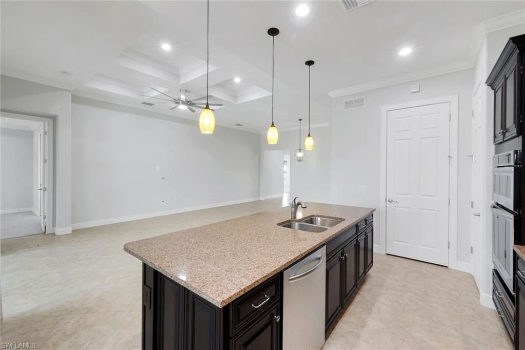 9179 Flint Ct, Naples, FL 34120 Photo