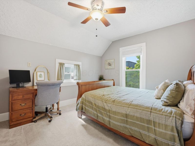 577 Bradley Street, Columbus, OH 43201 Photo 24