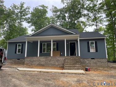 2713 Mitchells Mill Pond Road , Aylett, VA 23009