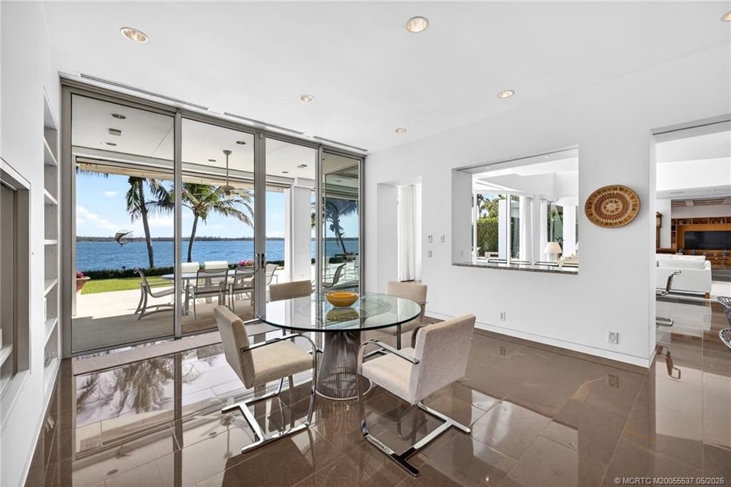 7034 SE Harbor Circle, Stuart, FL 34996 Photo