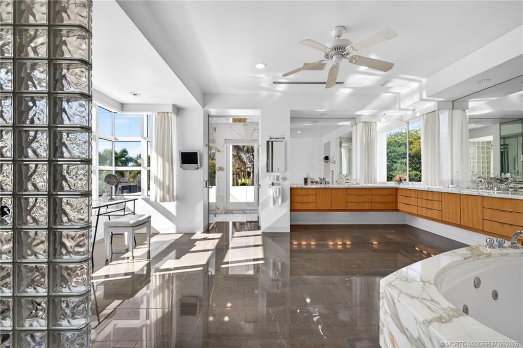 7034 SE Harbor Circle, Stuart, FL 34996 Photo