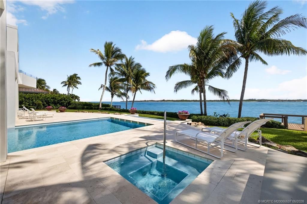 7034 SE Harbor Circle, Stuart, FL 34996 Photo