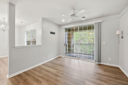 1600 Long Grove Drive photo 4