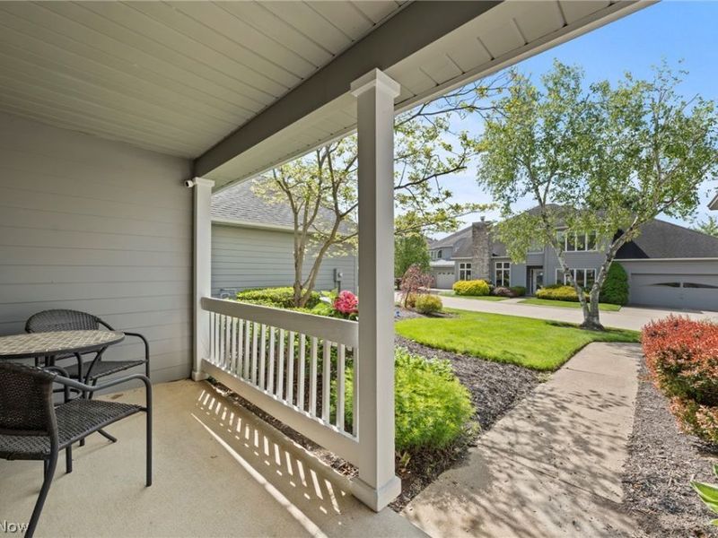 1975 Stansberry Circle, Akron, OH 44313 Photo 3