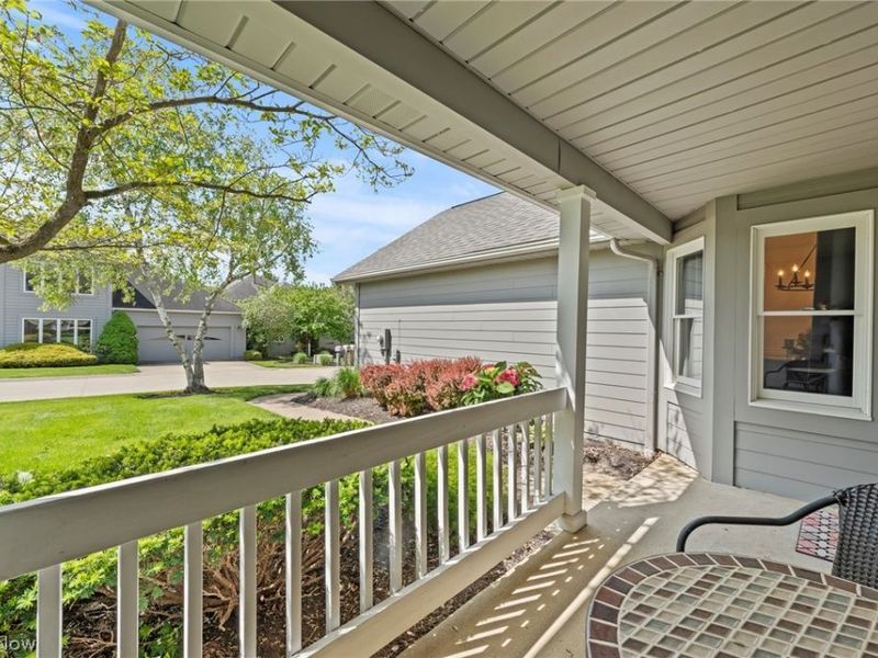 1975 Stansberry Circle, Akron, OH 44313 Photo 4