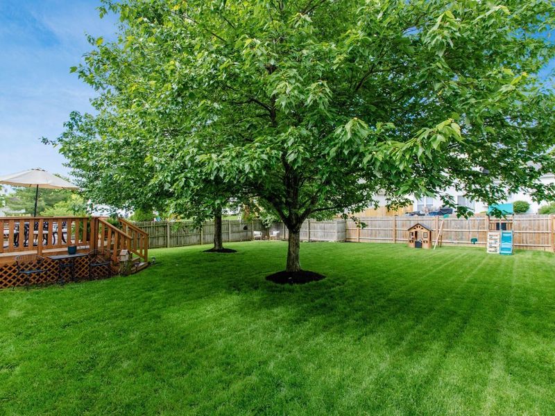 9045 Holquest Drive, Lewis Center, OH 43035 Photo 17