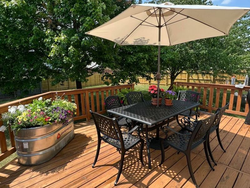 9045 Holquest Drive, Lewis Center, OH 43035 Photo 18