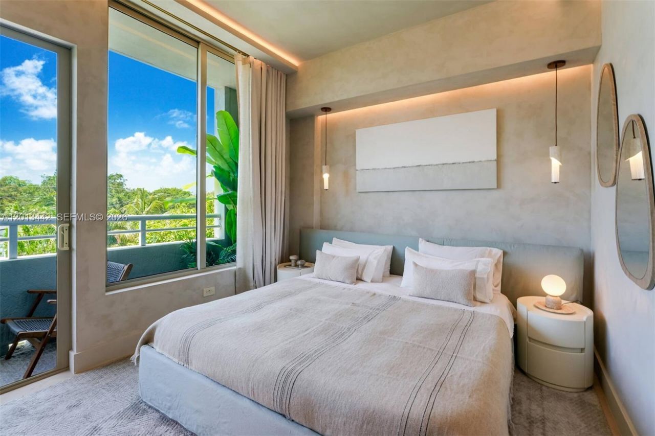 3250 Grand Ave, Unit 307, Miami, FL 33133 Photo