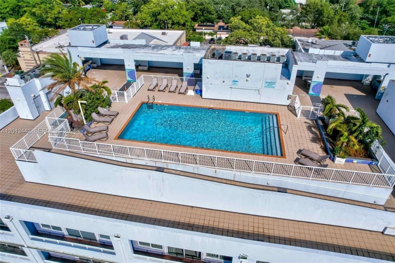 3250 Grand Ave, Unit 307, Miami, FL 33133 Photo