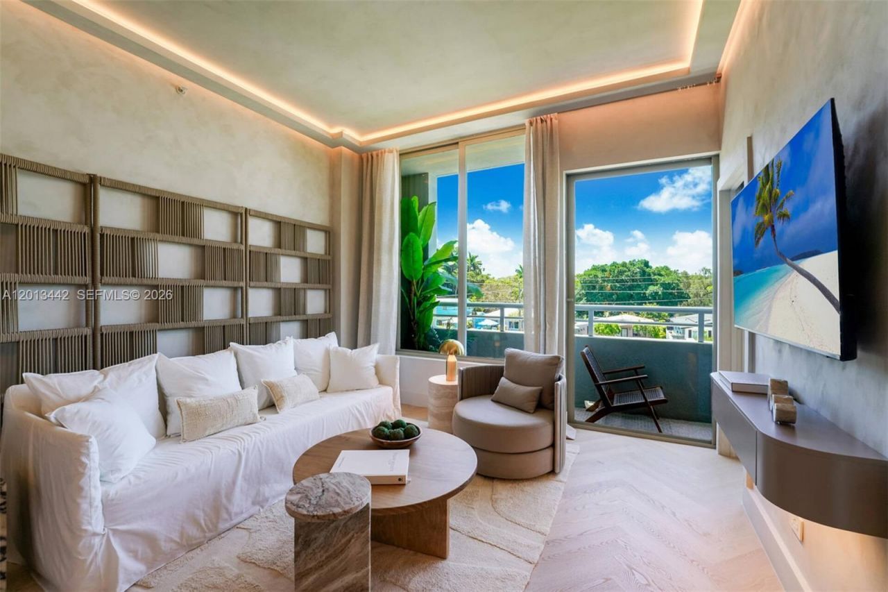 3250 Grand Ave, Unit 307, Miami, FL 33133 Photo