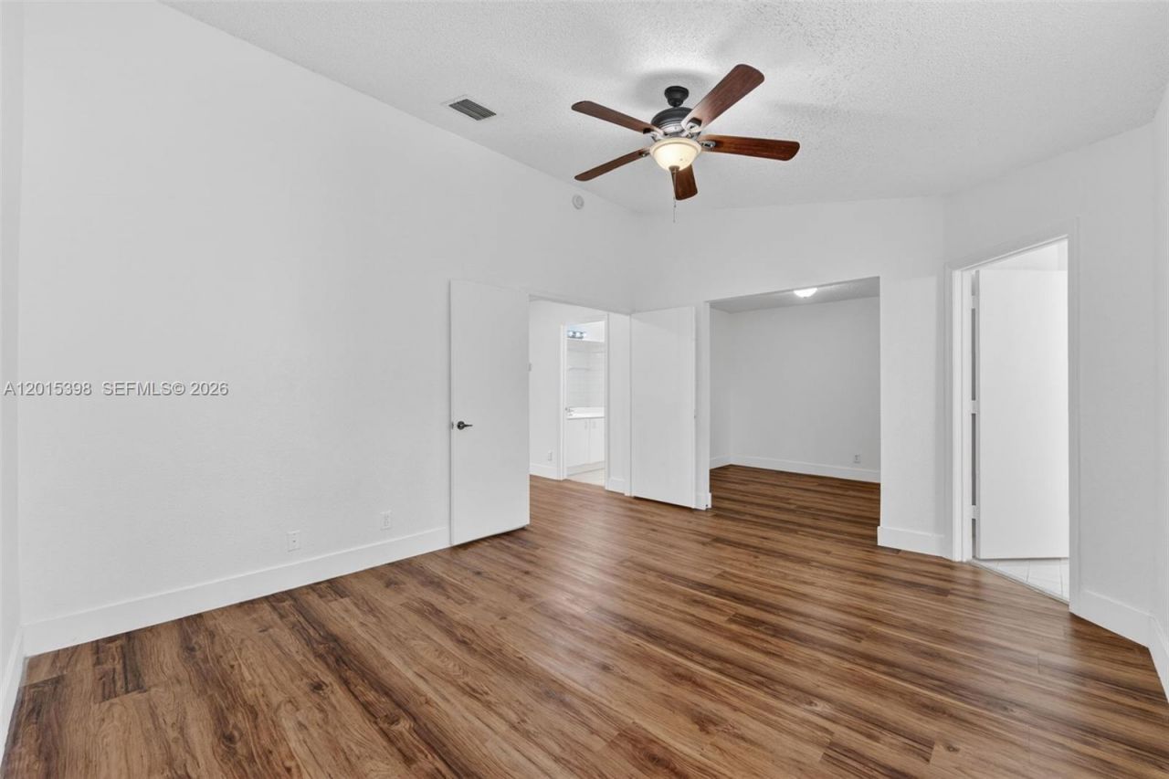 16889 SW 1st Mnr , Pembroke Pines, FL 33027 Photo
