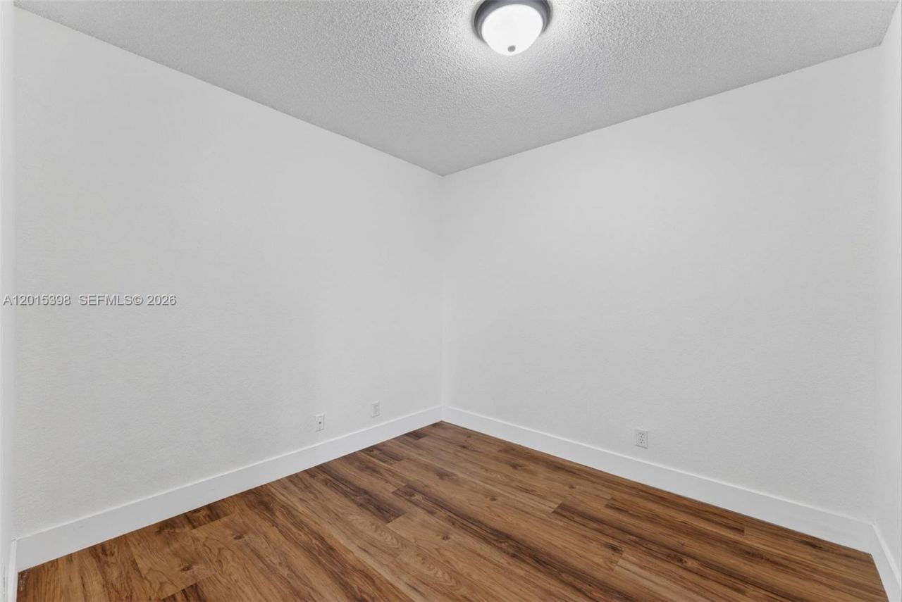 16889 SW 1st Mnr , Pembroke Pines, FL 33027 Photo
